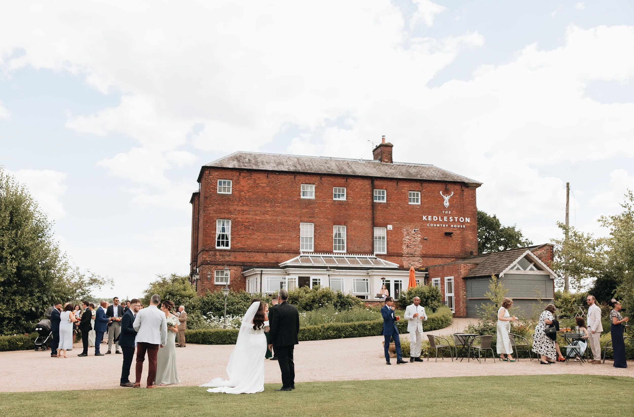 Exclusive East Midlands Wedding Venue Derbyshire